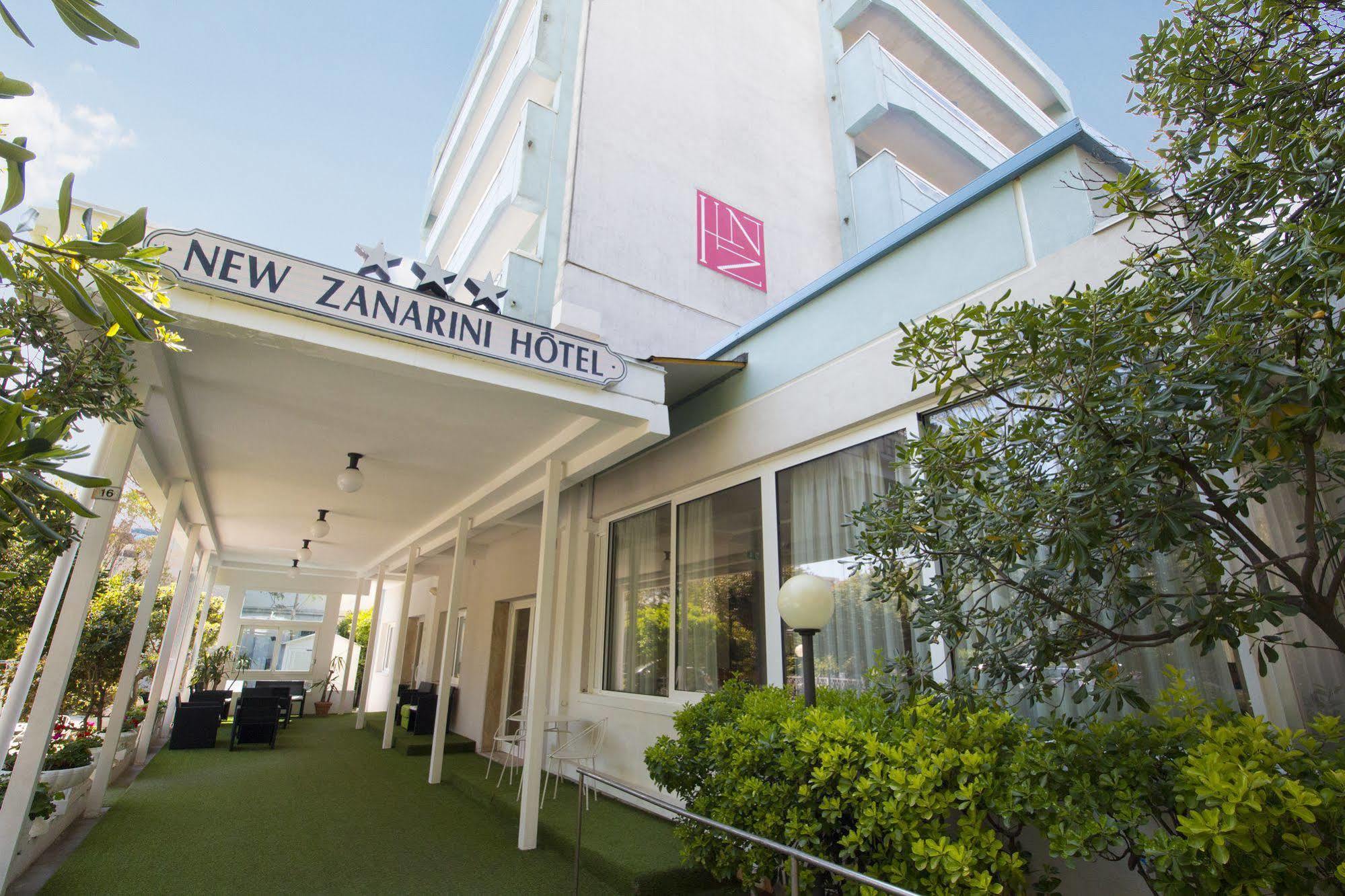 Hotel Zanarini In Centro A ريتشوني المظهر الخارجي الصورة